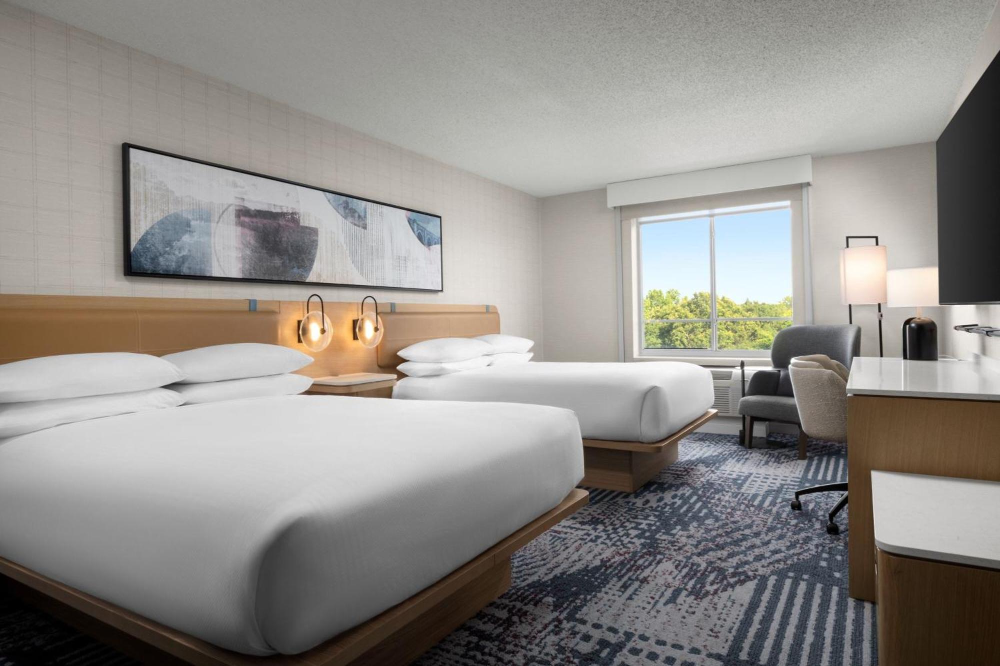Delta Hotels By Marriott קולוניאל הייטס מראה חיצוני תמונה